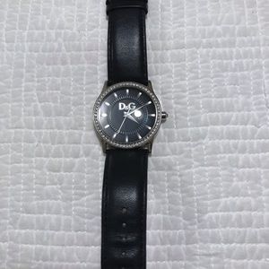 Dolce & Gabbana Genuine Leather watch